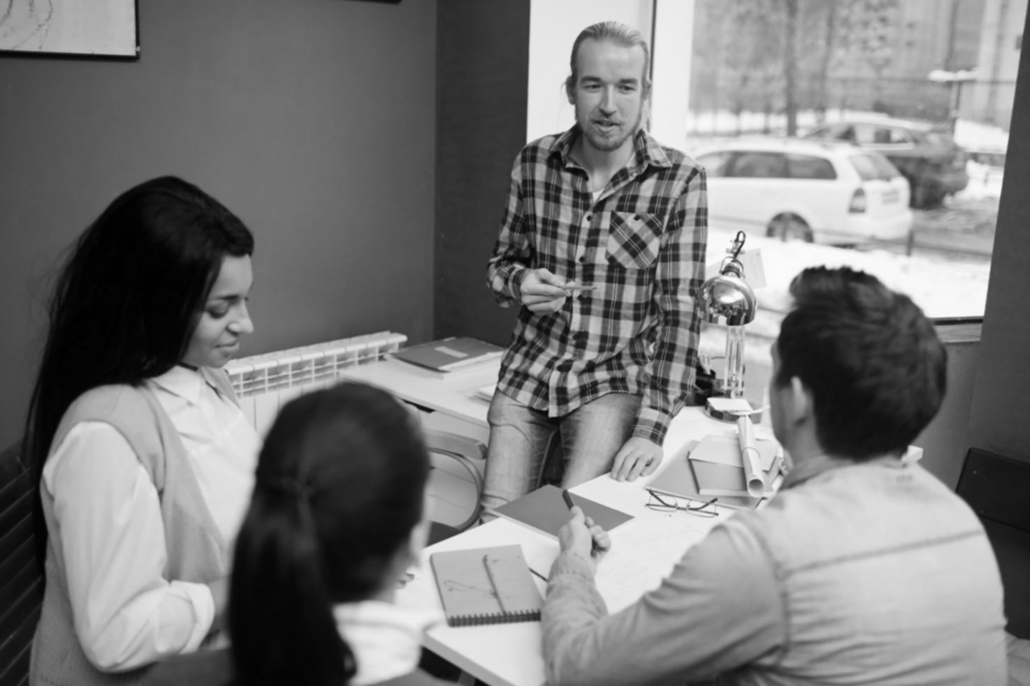 Moderne Arbeitsumgebung für Finanzbildung